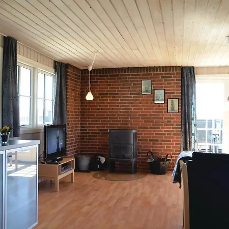 Дом отдыха Amazing Home In Hvide Sande With Sauna Bjerregard