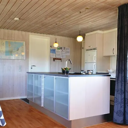 Дом отдыха Amazing Home In Hvide Sande With Sauna